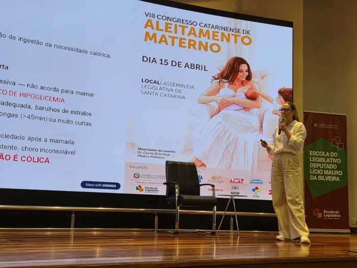 Capacitação profissional ganha destaque em congresso sobre amamentação em SC